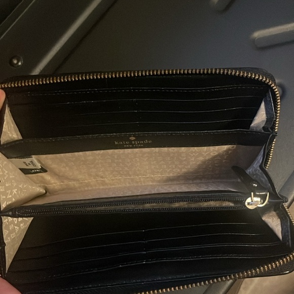 Kate Spade Wallet - Picture 7 of 9